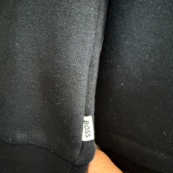 Boss Black Top - Picture 4 of 5